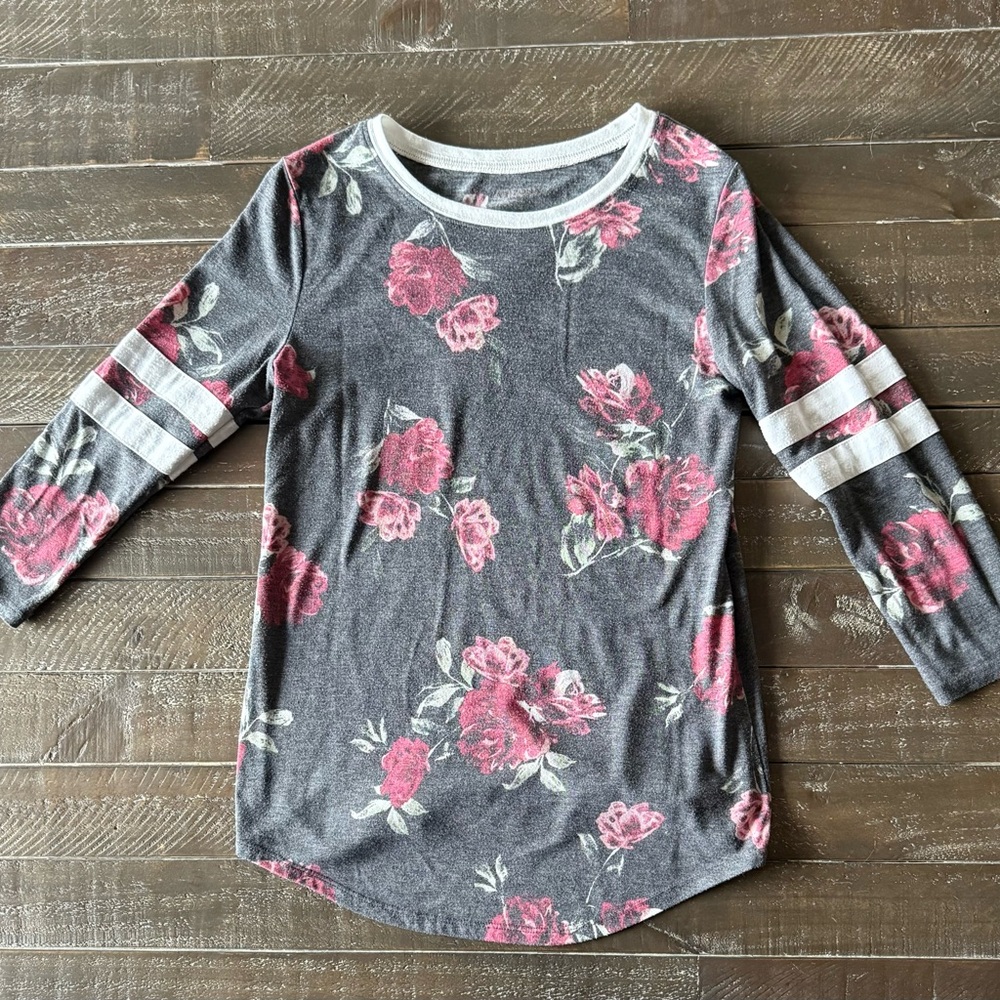 Arizona Floral Gray Long Sleeve Top